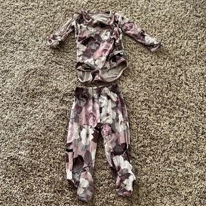 Posh peanut set purple floral with mitten covers on handle NWOT sz. 0-3 months